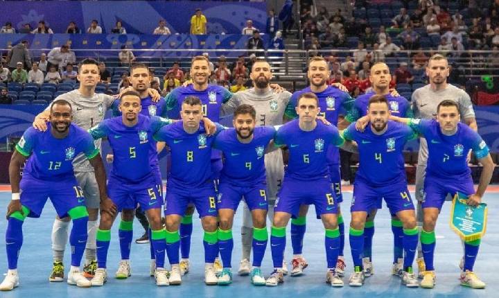 Brasil e Argentina se enfrentam na final da Copa do Mundo de Futsal