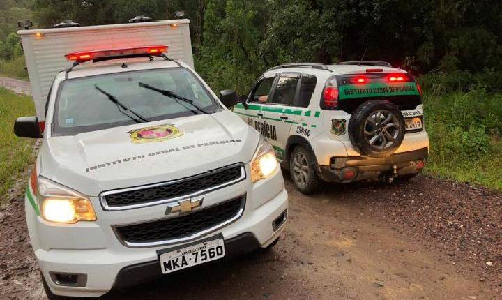 Irmãos de Concórdia são encontrados mortos e corpos boiando em deque da Marinha em Itajaí