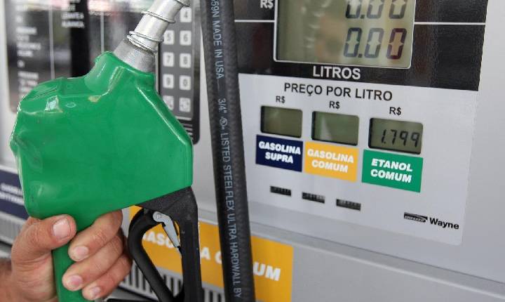 Petrobras reduz preço do diesel para distribuidoras