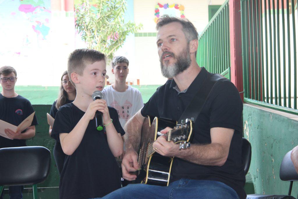 Dia da Família na Escola acontece neste sábado em Seara e em todo Estado