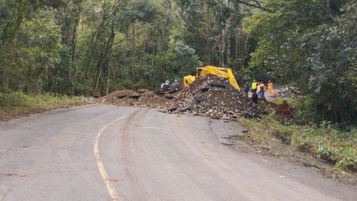 SC-283 é liberada após intervenção no km 41 entre Concórdia e Seara