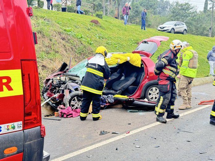 Duas pessoas feridas após colisão grave na SC-283, Fragosos em Concórdia