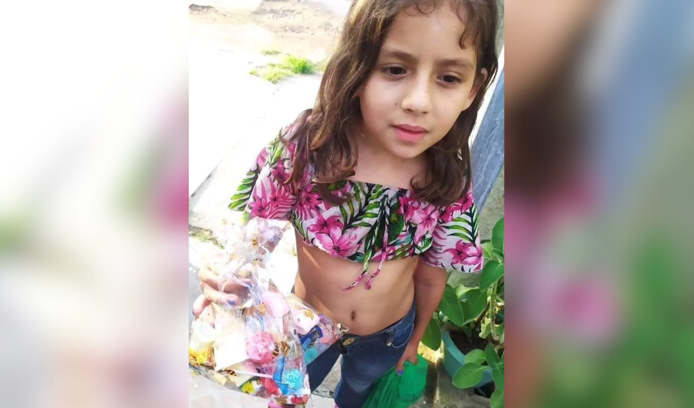 Criança de 9 anos é encontrada morta em lixeira e mãe é suspeita do crime