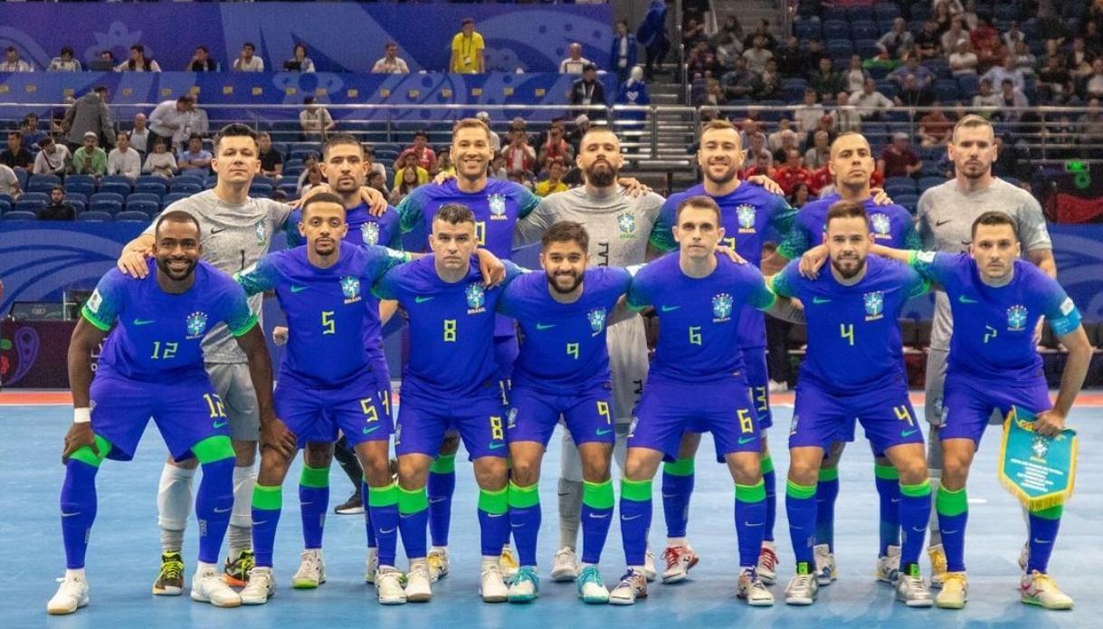 Brasil e Argentina se enfrentam na final da Copa do Mundo de Futsal